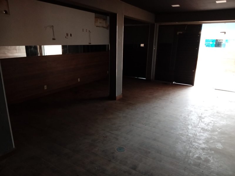 Ponto Comercial - Loja - Av. de Santa Cruz - Realengo/RJ Avenida de Santa Cruz Rio de Janeiro - 