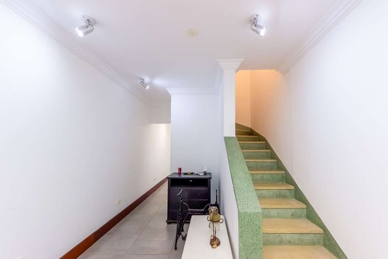 Casa a venda - Vila Madalena - 2 dormitórios 93m² Isabel de Castela São Paulo - 