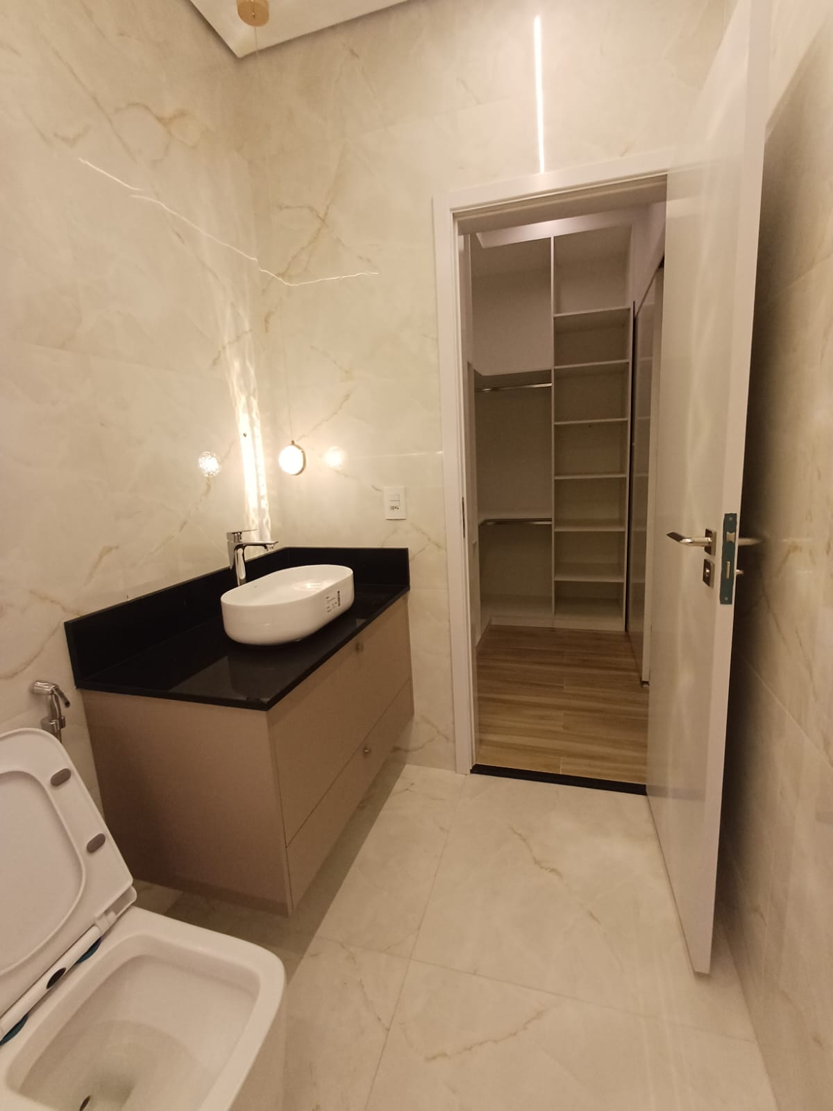 Casa com 3 dormit&oacute;rios &agrave; venda,147 m&sup2; - Condom&iacute;nio Villagio Wanel - Sorocaba- SP Avenida Doutor José Caetano Graziosi Sorocaba - 