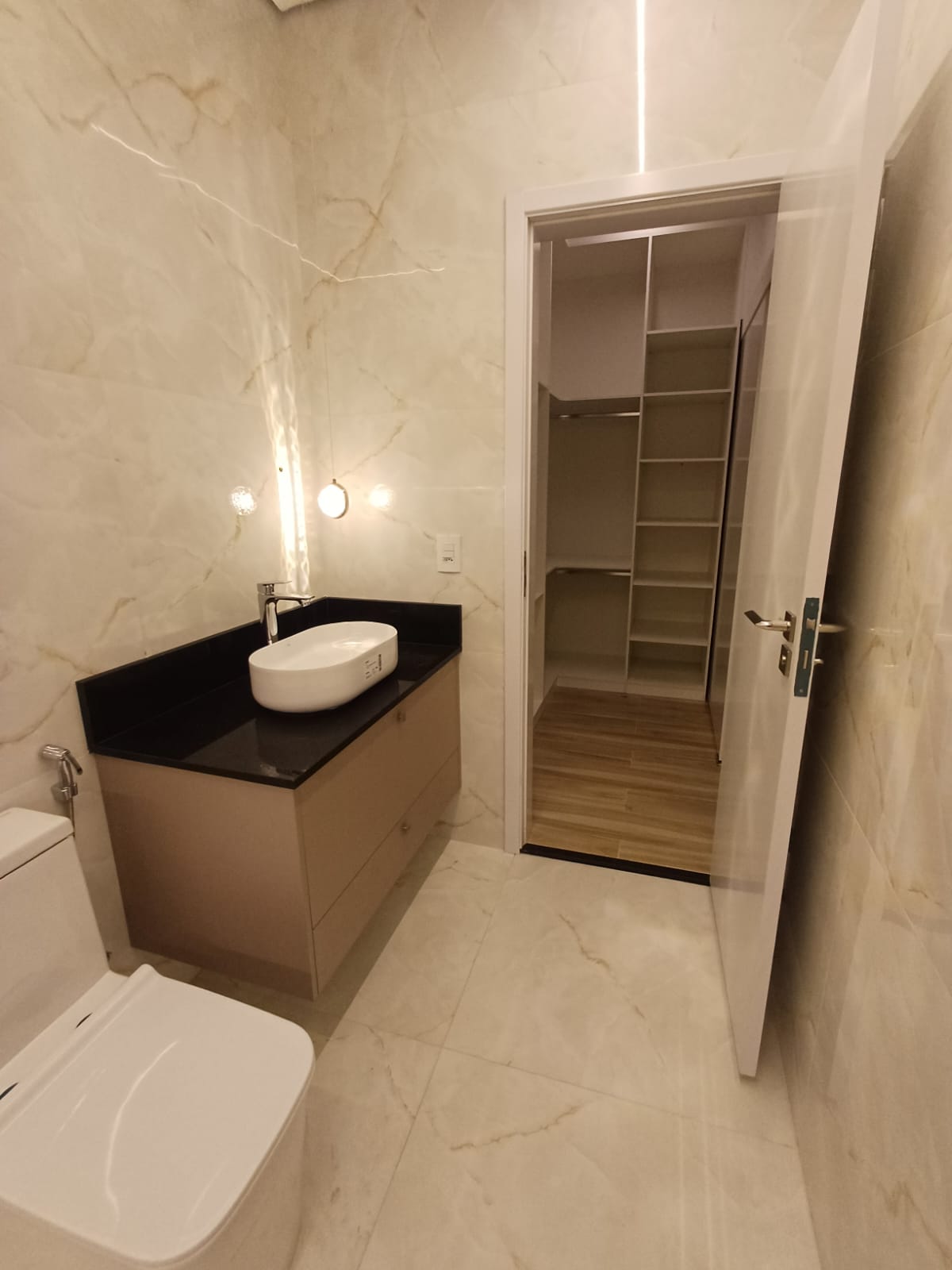 Casa com 3 dormit&oacute;rios &agrave; venda,147 m&sup2; - Condom&iacute;nio Villagio Wanel - Sorocaba- SP Avenida Doutor José Caetano Graziosi Sorocaba - 