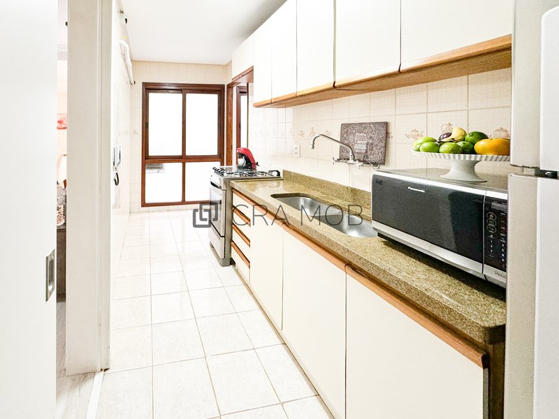 Apartamento 2 dormitórios, 1 suíte, 84m² no bairro Bom Fim Rua Felipe Camarão Porto Alegre - 