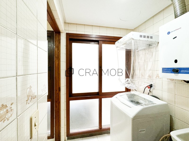 Apartamento 2 dormitórios, 1 suíte, 84m² no bairro Bom Fim Rua Felipe Camarão Porto Alegre - 
