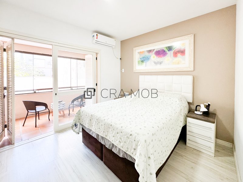 Apartamento 2 dormitórios, 1 suíte, 84m² no bairro Bom Fim Rua Felipe Camarão Porto Alegre - 