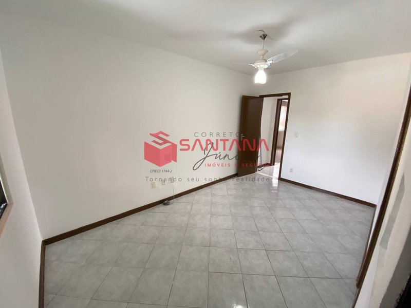 Casa em condomínio com 2 suítes (INDISPONÍVEL) Rua Ana C B Dias Lauro de Freitas - 