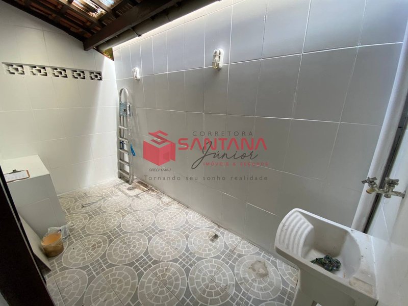 Casa em condomínio com 2 suítes (INDISPONÍVEL) Rua Ana C B Dias Lauro de Freitas - 