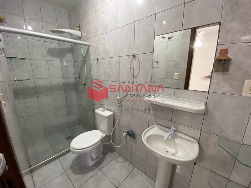 Casa em condomínio com 2 suítes (INDISPONÍVEL) Rua Ana C B Dias Lauro de Freitas - 