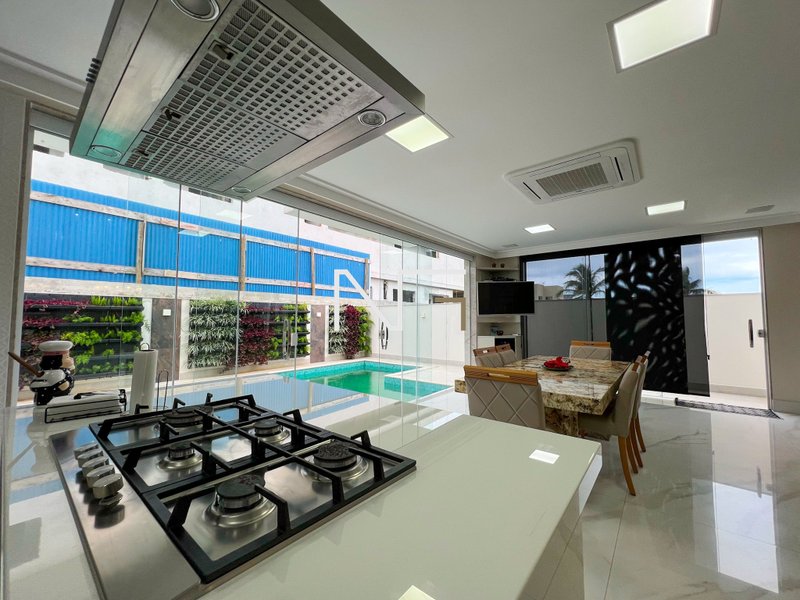 linda casa 4 quartos finamente montada e decorada no Boulevard Mar d'ulé Rodovia do Sol Guarapari - 