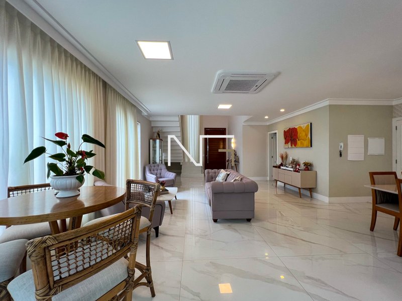 linda casa 4 quartos finamente montada e decorada no Boulevard Mar d'ulé Rodovia do Sol Guarapari - 