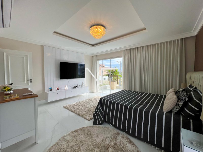 linda casa 4 quartos finamente montada e decorada no Boulevard Mar d'ulé Rodovia do Sol Guarapari - 