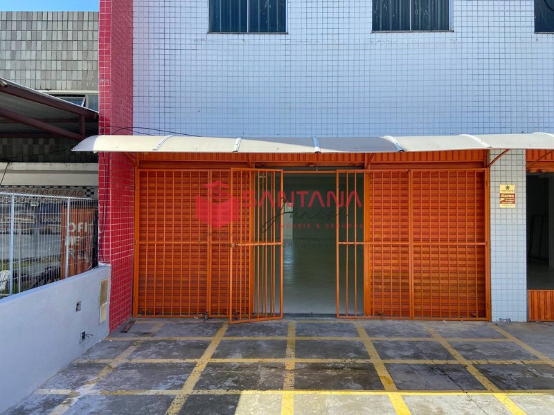 Loja térrea com estacionamento em São Cristóvão. (INDISPONÍVEL) Avenida São Cristóvão Salvador - 