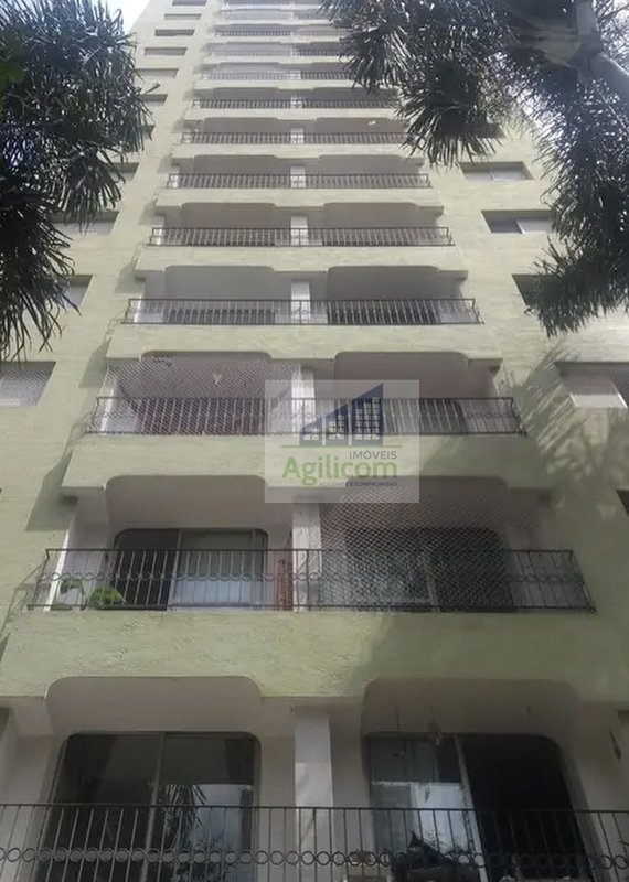 APARTAMENTO À VENDA NO BROOKLIN COM 1 SUÍTE E 1 VAGA Rua Guararapes São Paulo - 