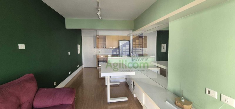 APARTAMENTO À VENDA NO BROOKLIN COM 1 SUÍTE E 1 VAGA Rua Guararapes São Paulo - 