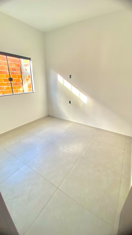 CASA COM 1 SUÍTE MAIS 2 DORMITÓRIOS NA POMERÂNIA - Guabiruba - 