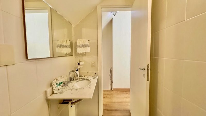 R$ 915.000 - CONDOMÍNIO VIVENDA ECOVILLE - 158M2 - 3 DORM - SÓTÃO - 2 VAGAS Avenida Willy Eugênio Fleck Porto Alegre - 