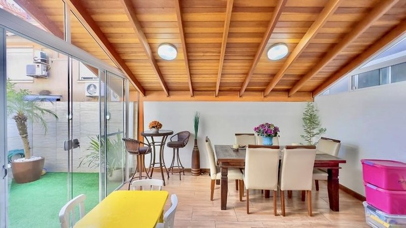 R$ 915.000 - CONDOMÍNIO VIVENDA ECOVILLE - 158M2 - 3 DORM - SÓTÃO - 2 VAGAS Avenida Willy Eugênio Fleck Porto Alegre - 