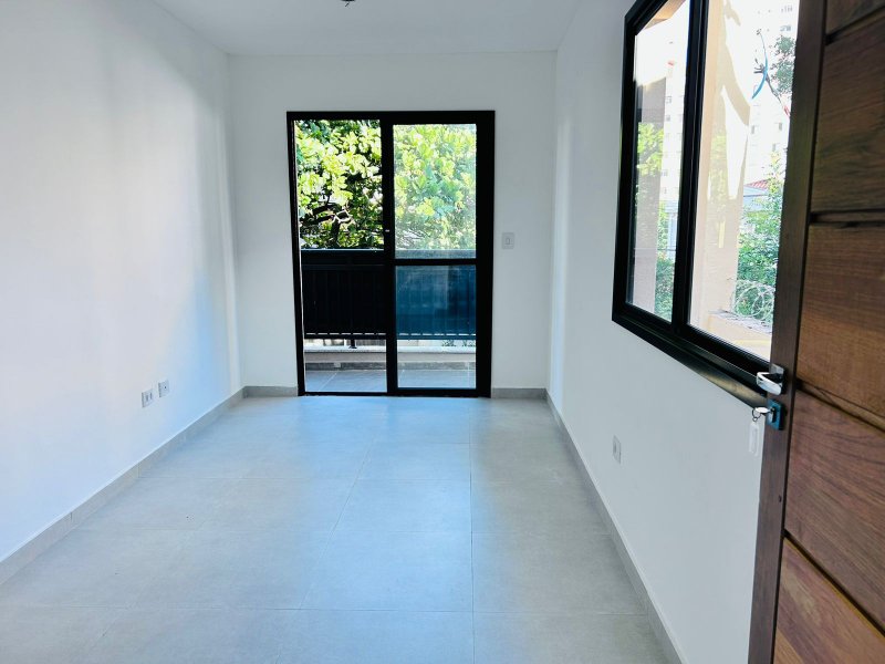 Apartamentos com1 dormitorio e sacada proximo ao Metrô Tucuruvi Rua João Rosa São Paulo - 