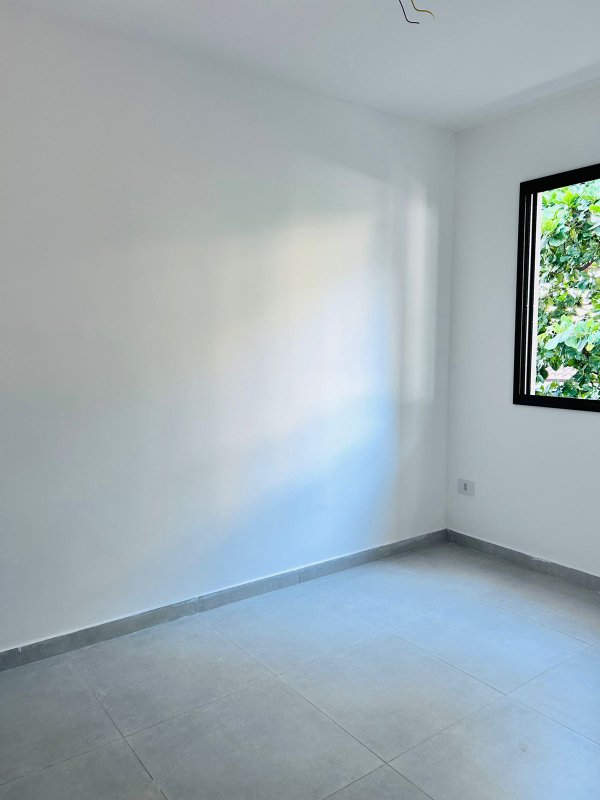 Apartamentos com1 dormitorio e sacada proximo ao Metrô Tucuruvi Rua João Rosa São Paulo - 