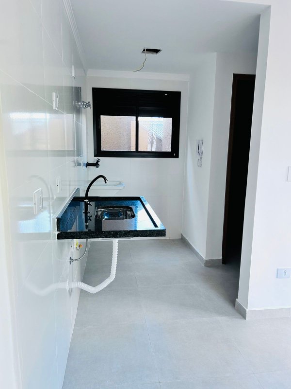 Apartamentos com1 dormitorio e sacada proximo ao Metrô Tucuruvi Rua João Rosa São Paulo - 