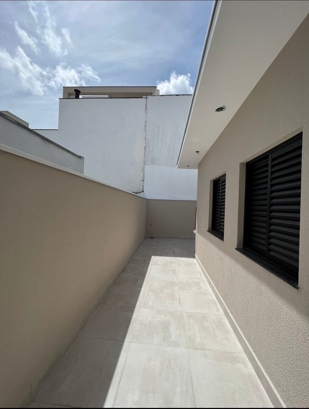 Casa com 3 dormit&oacute;rios &agrave; venda,112m&sup2; - Condom&iacute;nio Terras de S&atilde;o Francisco - Sorocaba- SP Avenida Paraná Sorocaba - 