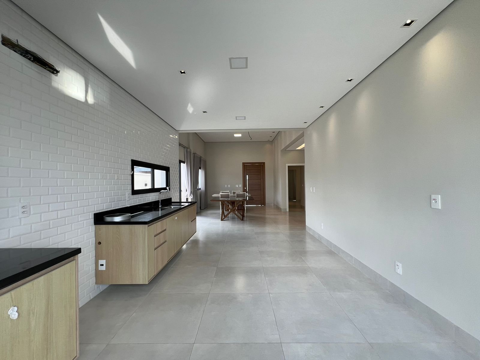 Casa de Condomínio à venda com 3 quartos, 158m² - Foto 4