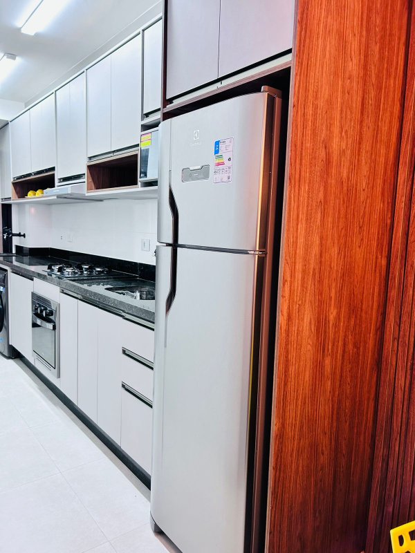Apartamento 2 Dormitórios Mobiliado em condominio fechado Rua João Rosa São Paulo - 