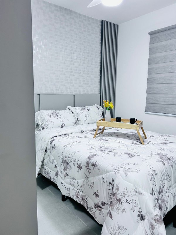 Apartamento 2 Dormitórios Mobiliado em condominio fechado Rua João Rosa São Paulo - 