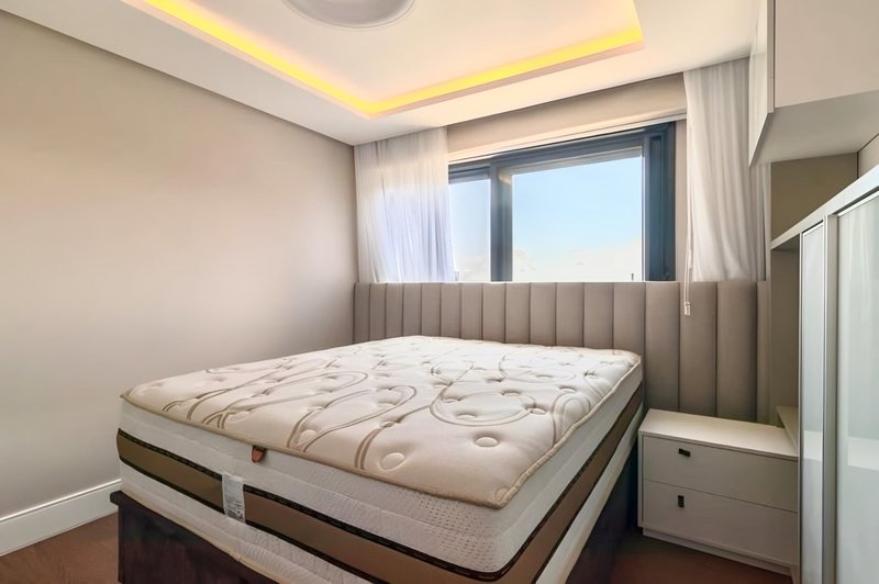R$ 1.850.000 - FLOAT RESIDENCES - APARTAMENTO DE CINEMA - 99M2 - 3 DORM - VISTA - 2 VAGAS Avenida Senador Tarso Dutra Porto Alegre - 