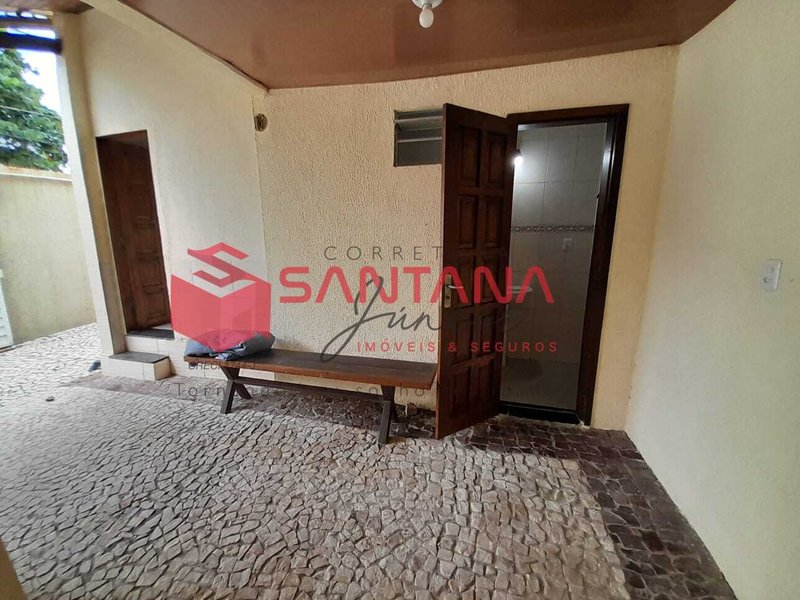 Casa mobiliada com 5/4 para locação em Vilas do Atlântico  (INDISPONÍVEL) Rua Praia Funda Lauro de Freitas - 