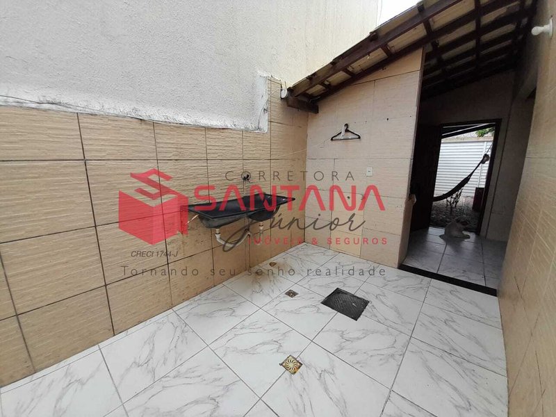 Casa mobiliada com 5/4 para locação em Vilas do Atlântico  (INDISPONÍVEL) Rua Praia Funda Lauro de Freitas - 