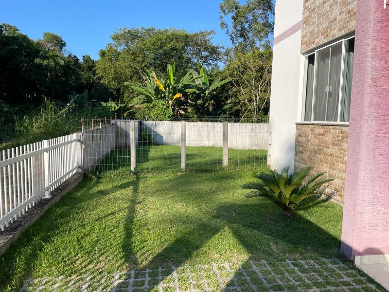 Apartamento semimobiliado - Timbó - 