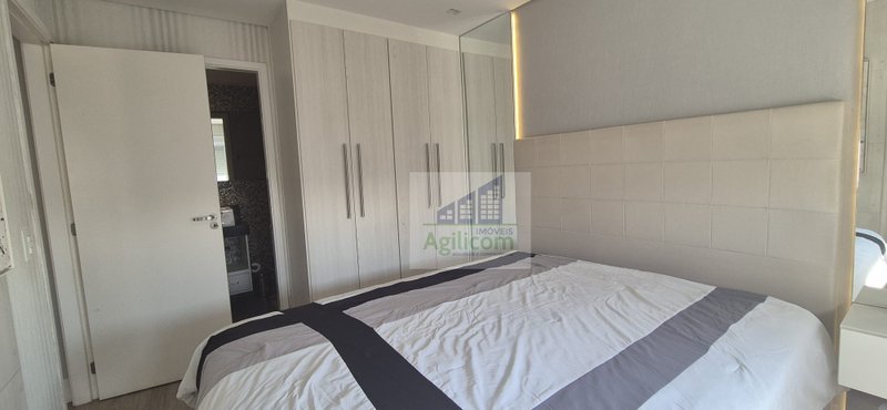 APARTAMENTO MOBILIADO À VENDA NO BROOKLIN COM 2 DORMITÓRIOS Avenida Portugal São Paulo - 