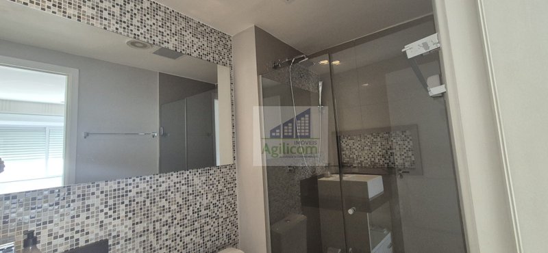 APARTAMENTO MOBILIADO À VENDA NO BROOKLIN COM 2 DORMITÓRIOS Avenida Portugal São Paulo - 