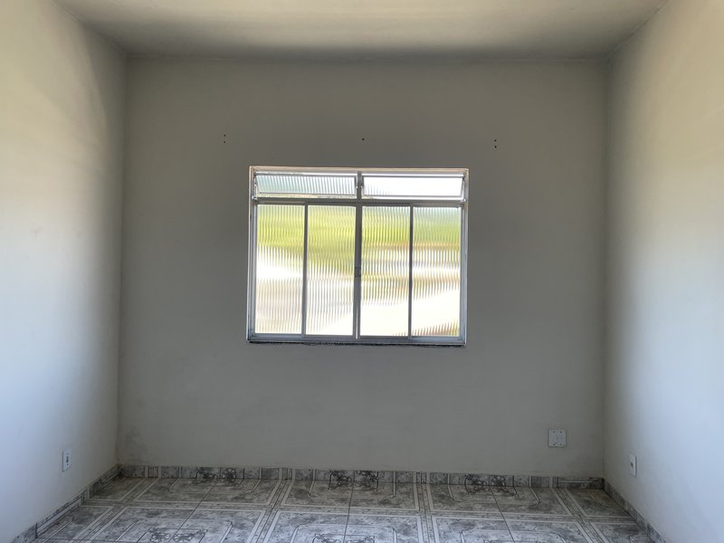 Alugando casas no Vale do jequitibá com 2 dormitórios por 1.200,00 + seguro fiança Rua São Paulo Guapimirim - 