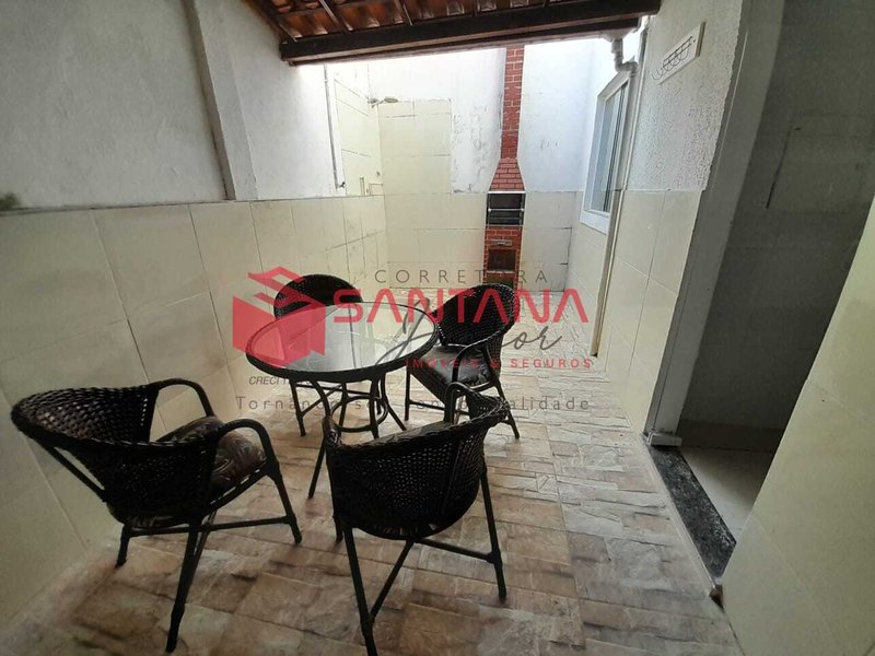 Casa nascente semi mobiliada com suítes climatizadas. (INDISPONÍVEL) Rua A Camaçari - 