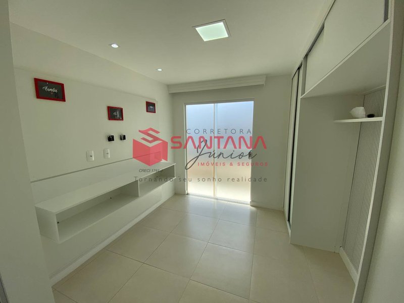 Casa nascente semi mobiliada com suítes climatizadas. (INDISPONÍVEL) Rua A Camaçari - 