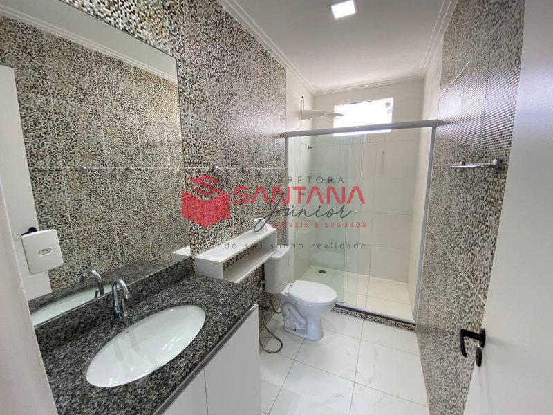 Casa nascente semi mobiliada com suítes climatizadas. (INDISPONÍVEL) Rua A Camaçari - 