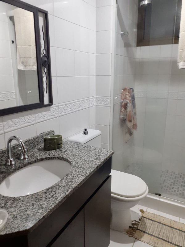 R$ 620.000 - LINDO APARTAMENTO - 73M2 - 2 DORM - SUÍTE - CHURRASQUEIRA - 1 VAGA Rua Octávio Corrêa Porto Alegre - 