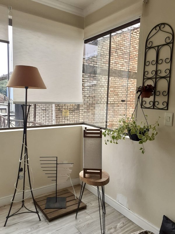 R$ 620.000 - LINDO APARTAMENTO - 73M2 - 2 DORM - SUÍTE - CHURRASQUEIRA - 1 VAGA Rua Octávio Corrêa Porto Alegre - 