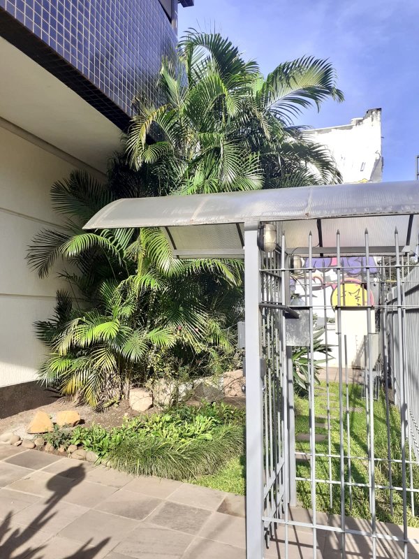 R$ 620.000 - LINDO APARTAMENTO - 73M2 - 2 DORM - SUÍTE - CHURRASQUEIRA - 1 VAGA Rua Octávio Corrêa Porto Alegre - 