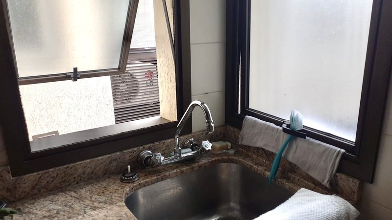 R$ 620.000 - LINDO APARTAMENTO - 73M2 - 2 DORM - SUÍTE - CHURRASQUEIRA - 1 VAGA Rua Octávio Corrêa Porto Alegre - 