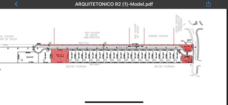 CASA COM 1 SUÍTE MAIS 2 DORMITÓRIOS NO CENTRO DA GUABIRUBA - Guabiruba - 