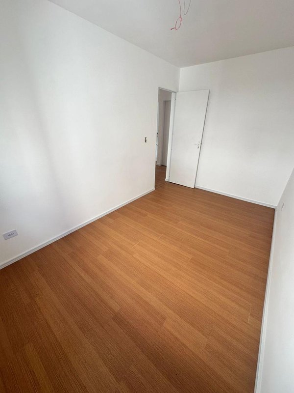 Apartamento Térreo no Residencial Dinamarca - Mogi das Cruzes - 