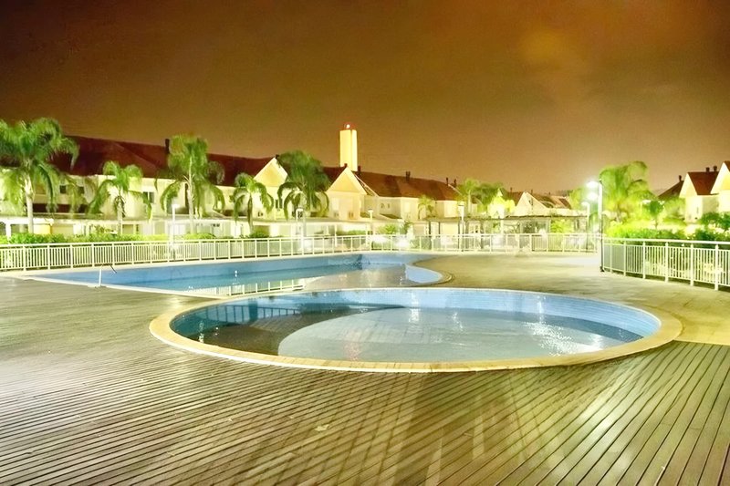 R$ 1.090.000 - VIVENDA ECOVILLE - CASA DE ESQUINA - 158M2 - 4 DORM - SÓTÃO - 2 VAGAS Avenida Willy Eugênio Fleck Porto Alegre - 