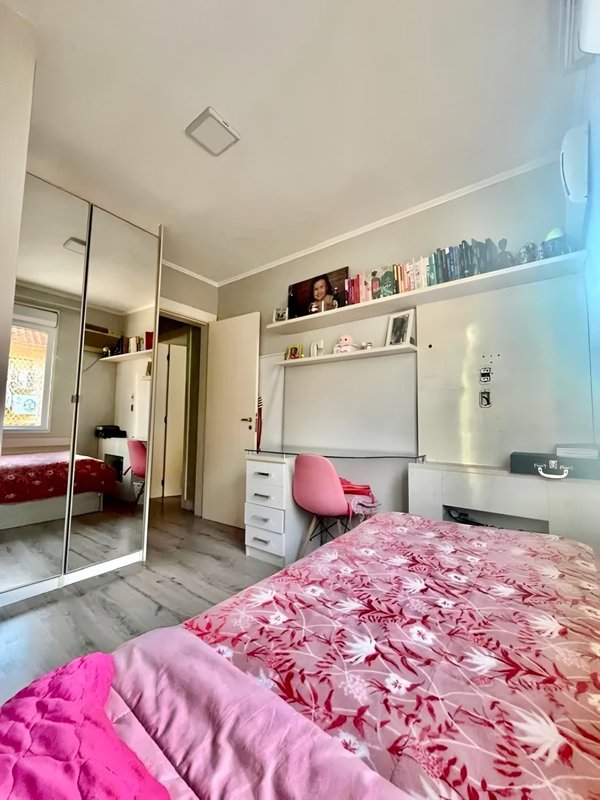R$ 1.090.000 - VIVENDA ECOVILLE - CASA DE ESQUINA - 158M2 - 4 DORM - SÓTÃO - 2 VAGAS Avenida Willy Eugênio Fleck Porto Alegre - 