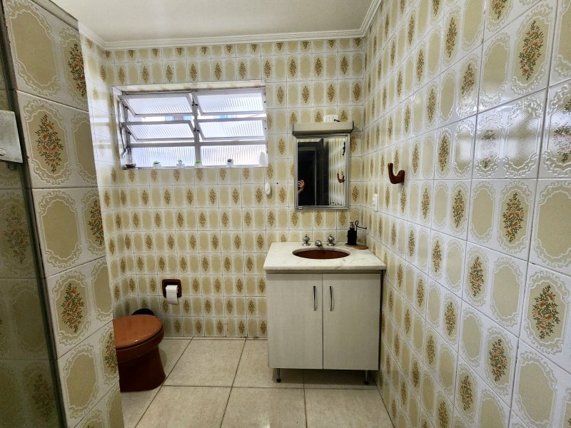 R$ 748.000 - ÓTIMA CASA DE ESQUINA - APARTAMENTO SUPERIOR - 220M2 - 3 DORM - 2 VAGAS Rua Ernesto Becker Santa Maria - 