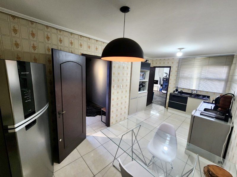 R$ 748.000 - ÓTIMA CASA DE ESQUINA - APARTAMENTO SUPERIOR - 220M2 - 3 DORM - 2 VAGAS Rua Ernesto Becker Santa Maria - 