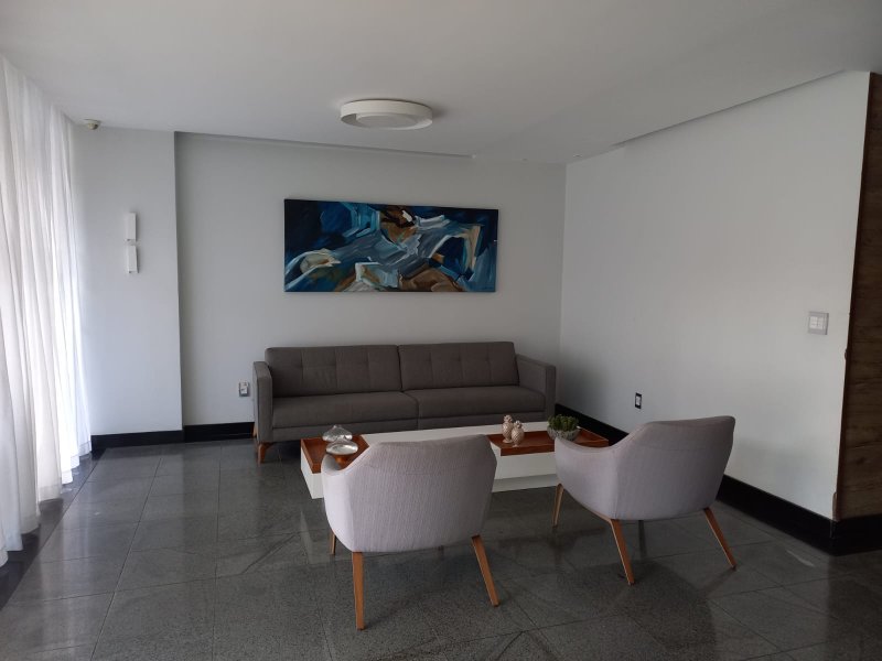 Apartamento à venda com 3 quartos sendo 1 suite, 200m² por R$ 970.000,00 Rua Cônego Romeu Recife - 