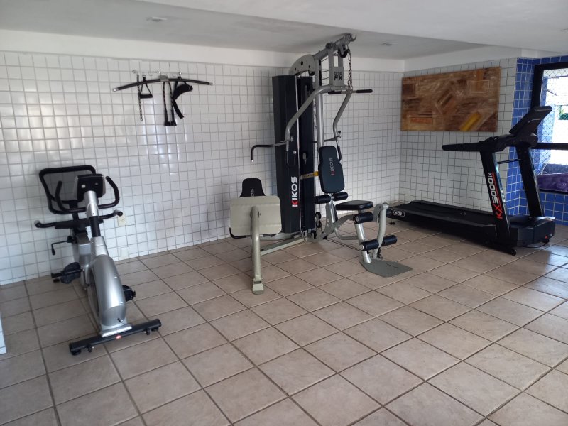Apartamento à venda com 3 quartos sendo 1 suite, 200m² por R$ 970.000,00 Rua Cônego Romeu Recife - 