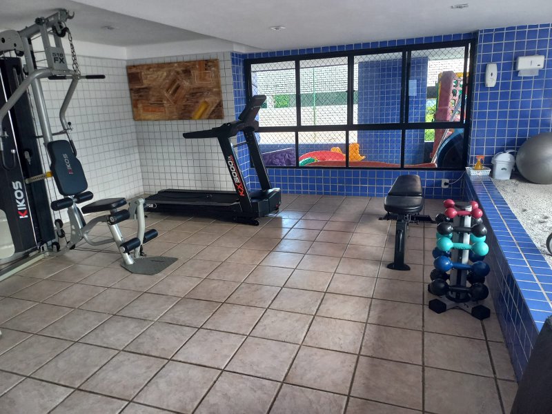Apartamento à venda com 3 quartos sendo 1 suite, 200m² por R$ 970.000,00 Rua Cônego Romeu Recife - 