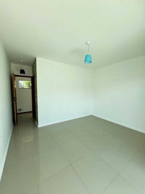 Casa com 3 dormitórios à venda, 296,65 m² por R$ 850.000,00 - Caascatinha - Nova Friburgo - Nova Friburgo - 